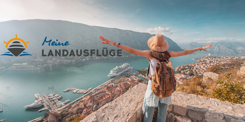 eine Frau an einer Küste, Blick auf das Meer, die Berge & Kreuzfahrtschiffe (mit Logo)