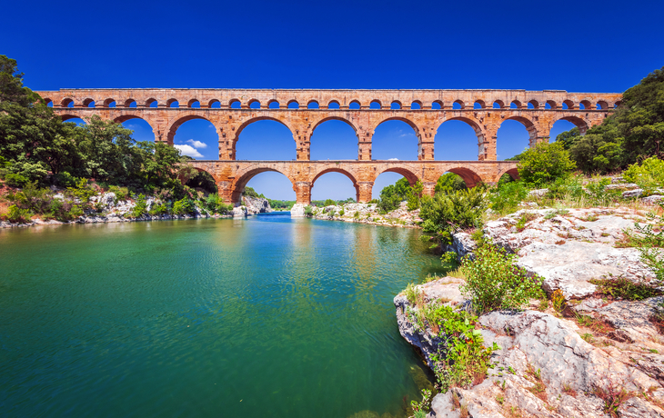 ©cge2010 - stock.adobe.com - Pont du Gard in der Provence 