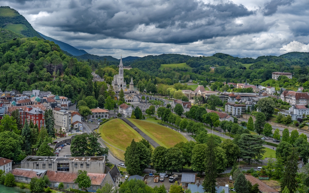 © Boris-B/Shutterstock