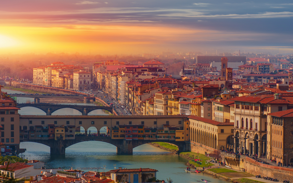 © muratart/Shutterstock