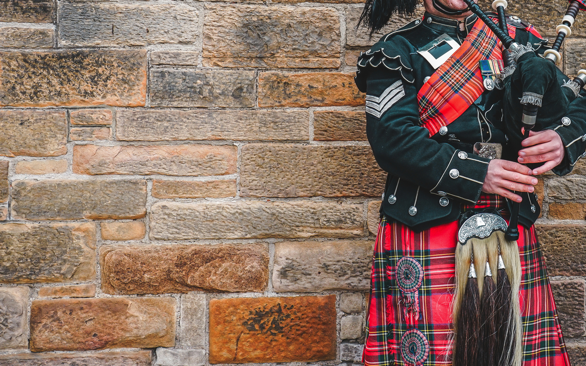 schottische Dudelsackspieler in Edinburgh - © anon