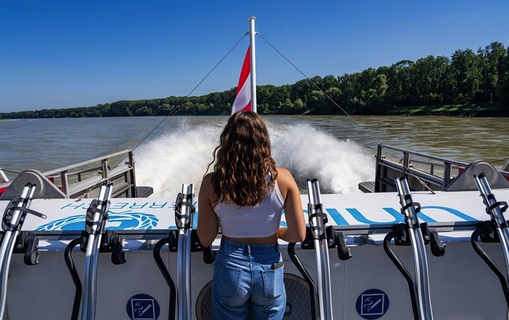 © Valerino Creations/Central Danube - Twin City Liner