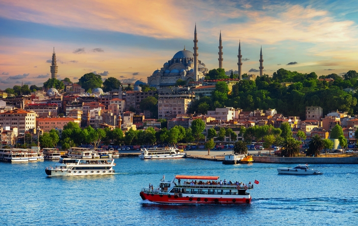 © Guitar photographer/Shutterstock