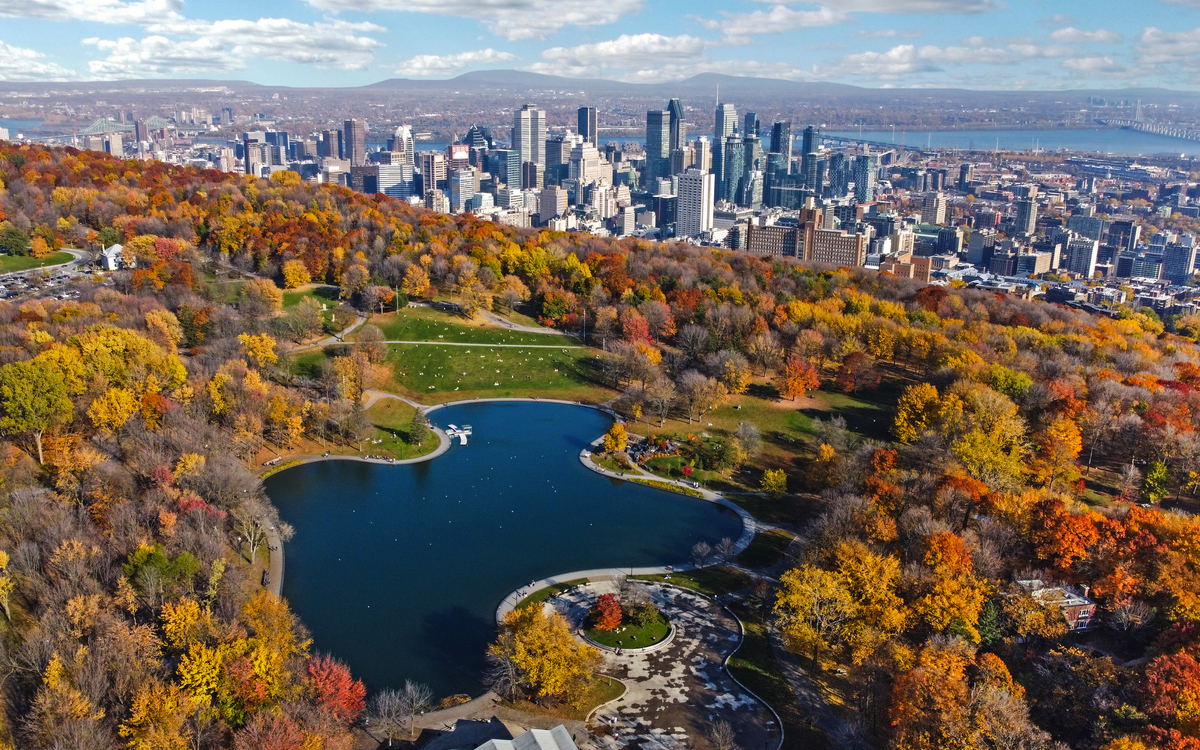 © Firefighter Montreal/Shutterstock