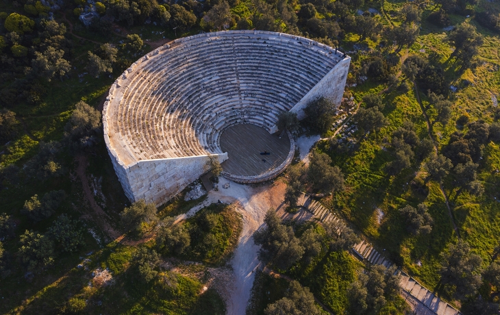 © Lev Levin/Shutterstock