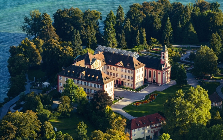 © imageBROKER.com/Shutterstock