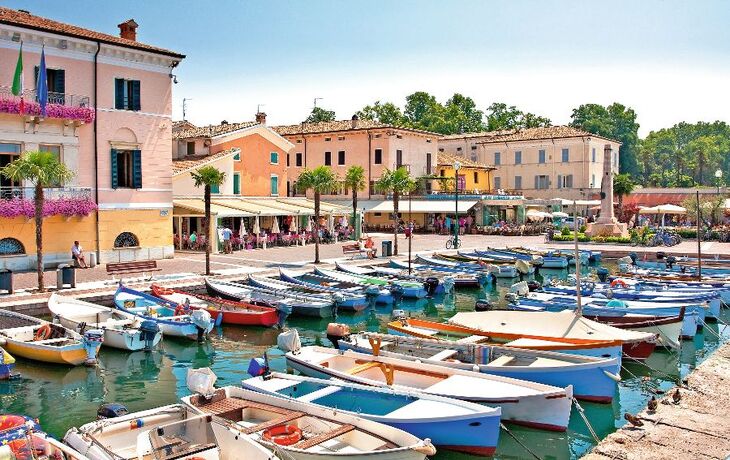 Bardolino Gardasee Italien Hafen - © Norbert Suessenguth - Fotolia