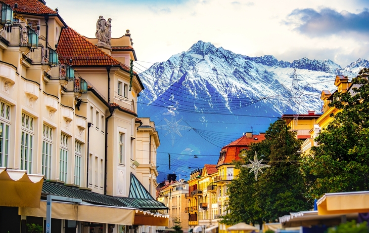 © Copyright (c) 2023 Luca Lorenzelli/Shutterstock.  No use without permission.