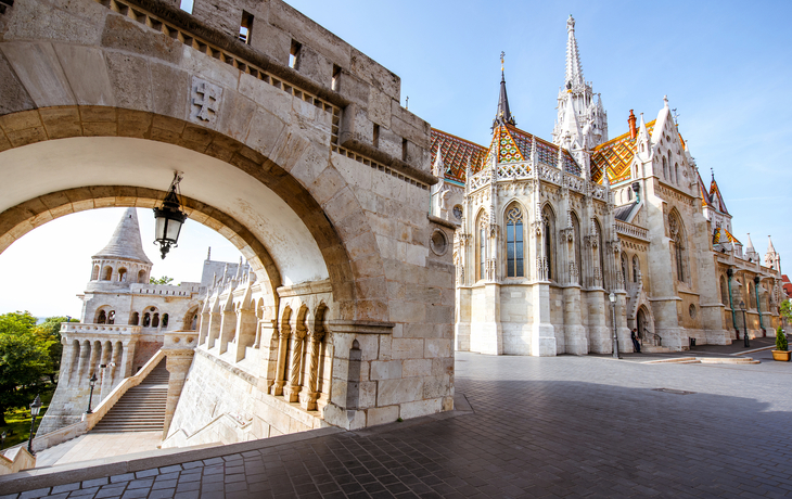 © RossHelen/Shutterstock