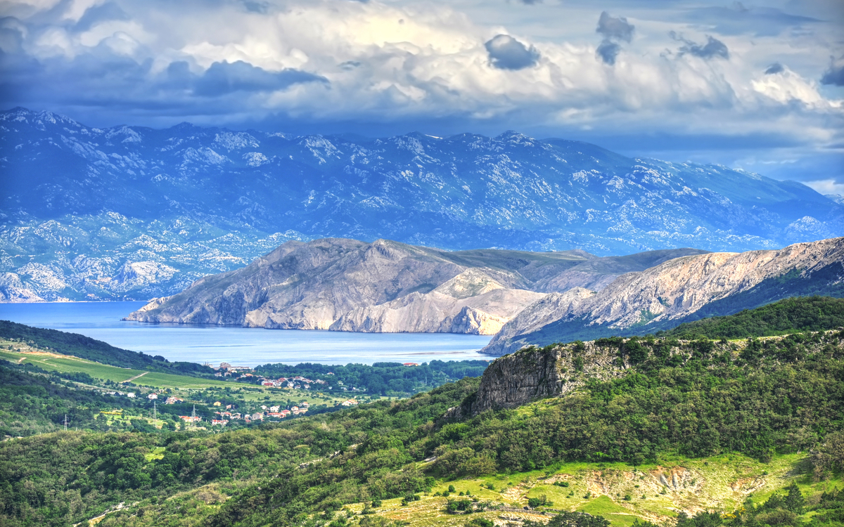 Baška auf der kroatischen Insel Krk - ©ctrif - stock.adobe.com
