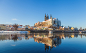 © Daniel Bahrmann/Shutterstock