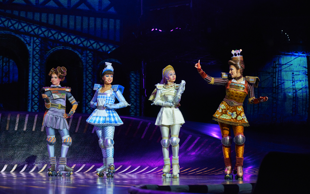 Die Waggons (vlnr) Carrie, Dinah, Pearl und Belle - © Starlight Express/Detlef Overmann