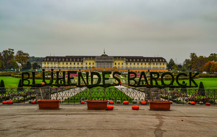 Blühendes Barock in Ludwigsburg / Schloss Ludwigsburg in der Kürbisaustellung im Oktober