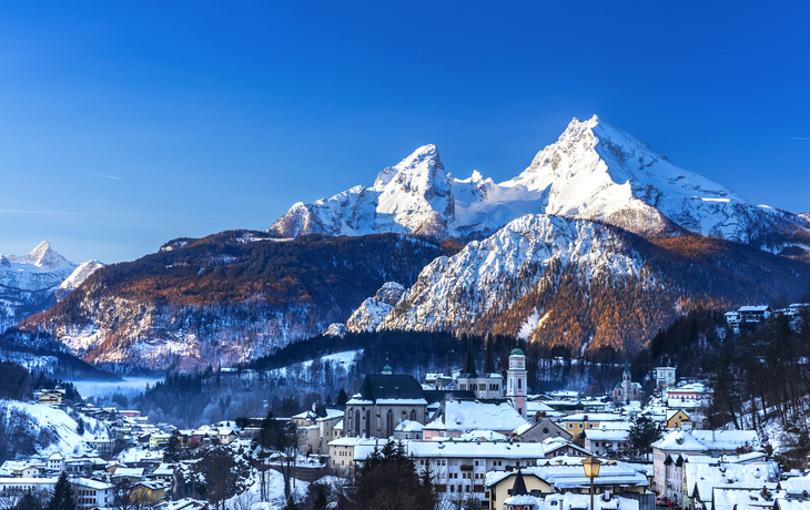winterliches Berchtesgaden mit dem Watzmann - © proslgn - stock.adobe.com