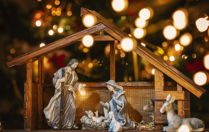 Weihnachtskrippe: Jesus Christus, Maria und Josef - ©marianstock - stock.adobe.com
