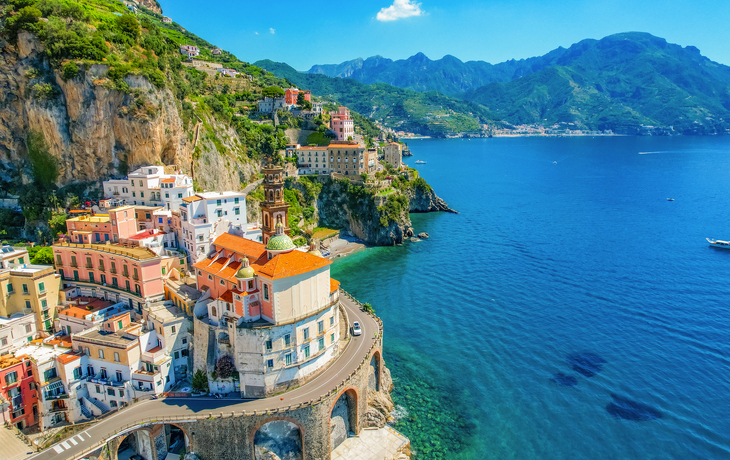 Atrani an der Amalfiküste - © Zedspider - stock.adobe.com