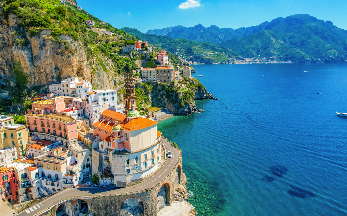 Atrani an der Amalfiküste - © Zedspider - stock.adobe.com