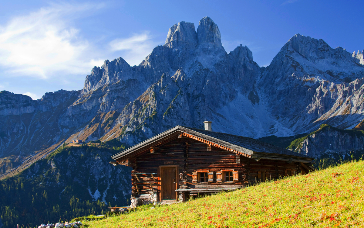 Auf der Sulzenalm mit der Bischofsmütze - © christakramer - stock.adobe.com