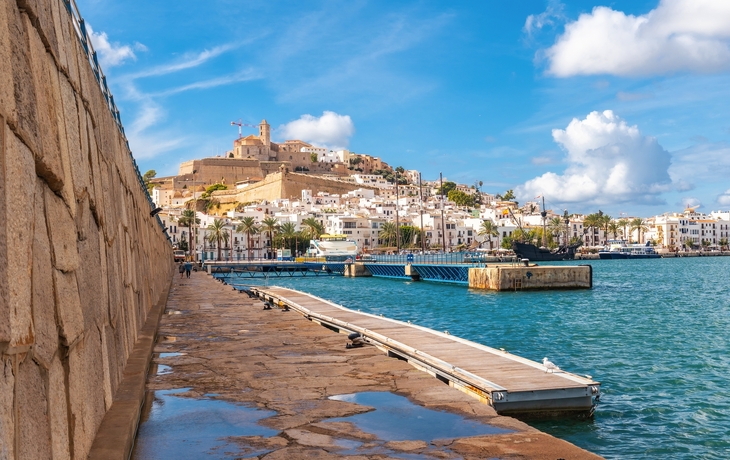 © Unai Huizi Photography/Shutterstock