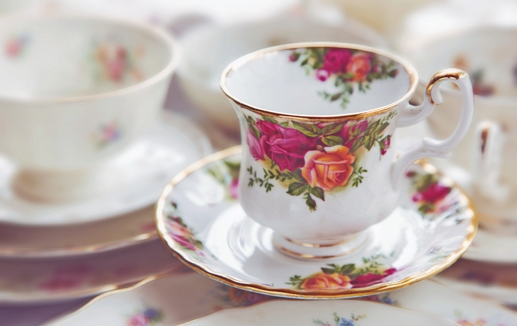 Tee-Tasse Vintage Porzellan - © mahony - Fotolia