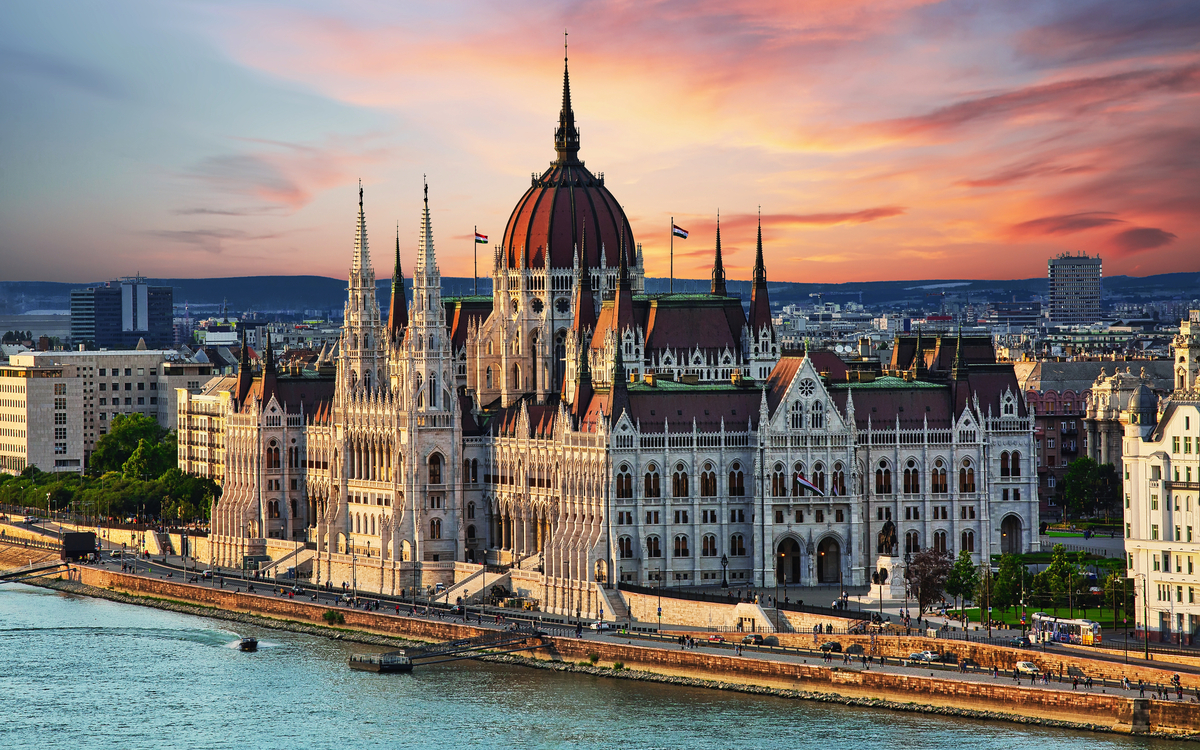 Parlament von Budapest - © e_polischuk - stock.adobe.com
