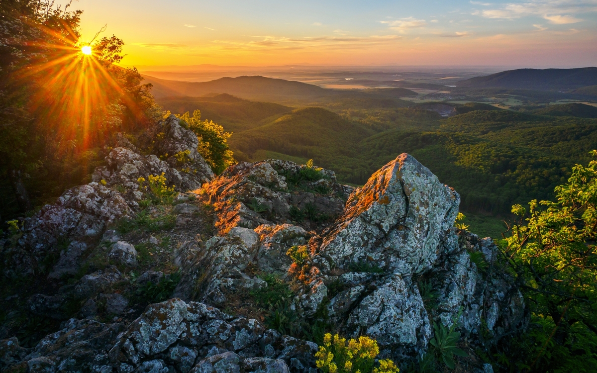 Kleine Karpaten - © Copyright (c) 2026 aes/Shutterstock