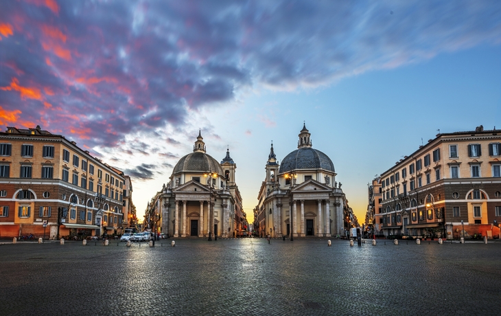 © RossHelen/Shutterstock