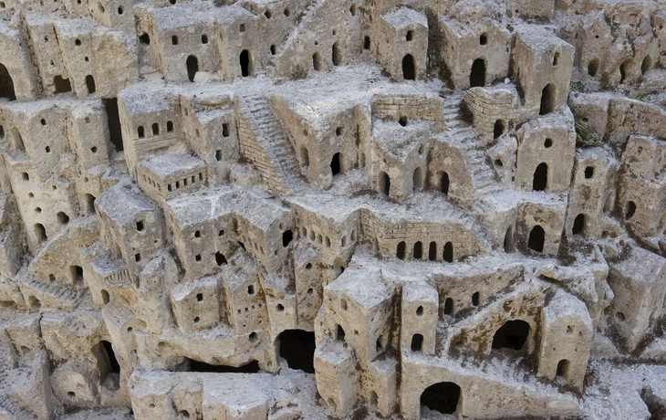 © Nicola Simeoni/Shutterstock