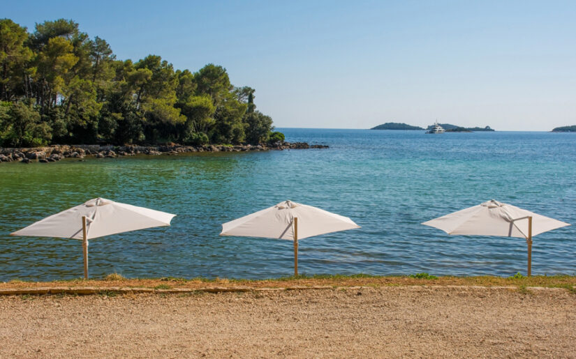 Bucht, Strand in Rovinj, Kroatien